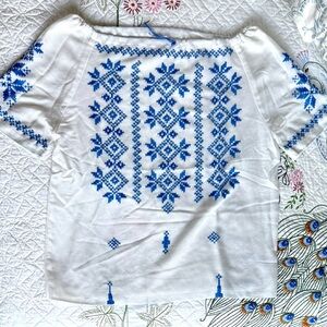 Vintage Ukrainian Embroidered White and Blue Women's Top